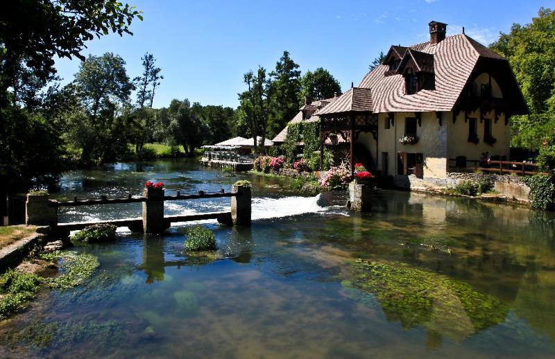 Villa La Chapelle De Monet - Logis Coquelicots Bois-Jerome-Saint-Ouen Exterior foto